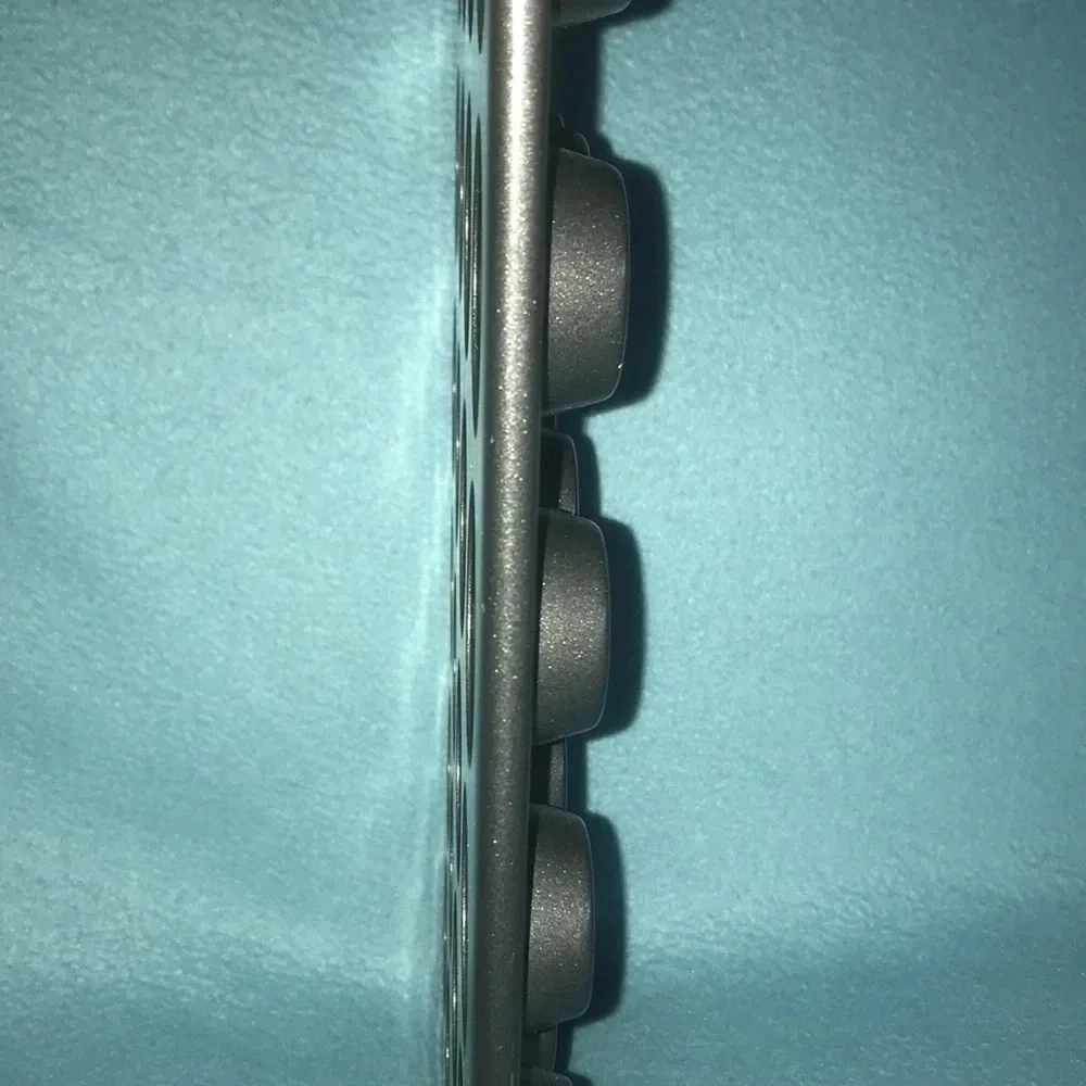 Mini muffins or cupcake bakeware teflon coated thick rolled edges makes 24